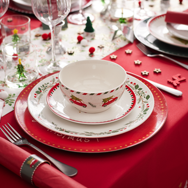 No&euml;l table tradi rouge