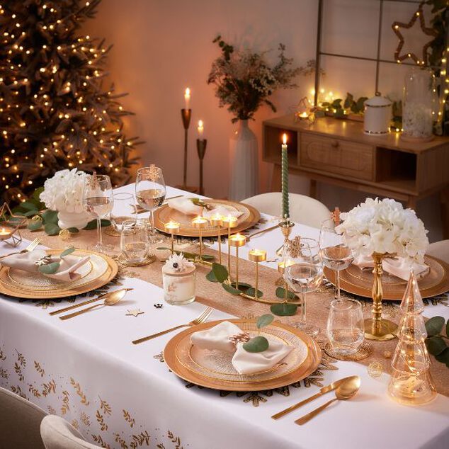 Table de Fête dorée