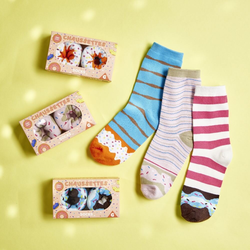 Un cadeau amusant de chaussettes personnalisées amusantes pour